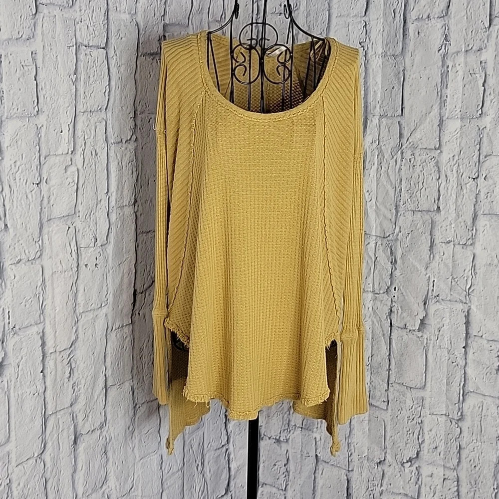 FREE PEOPLE Gold Oversized Sweater Blouse XS
